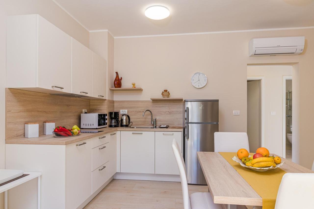 Apartments Mirjana Medulin 2 Eksteriør billede